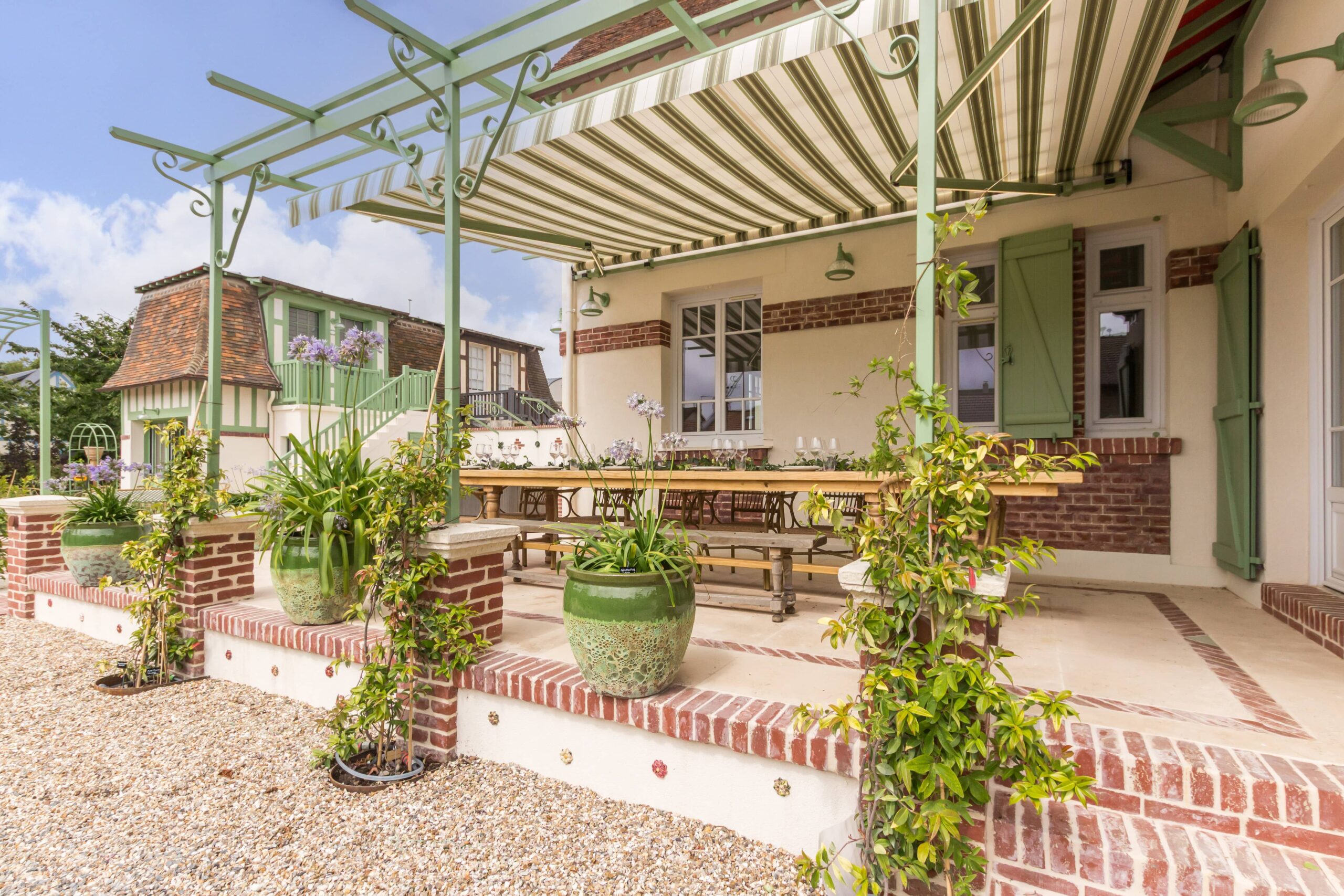 maison-les-oiseaux-cuisine-terrasse_0706